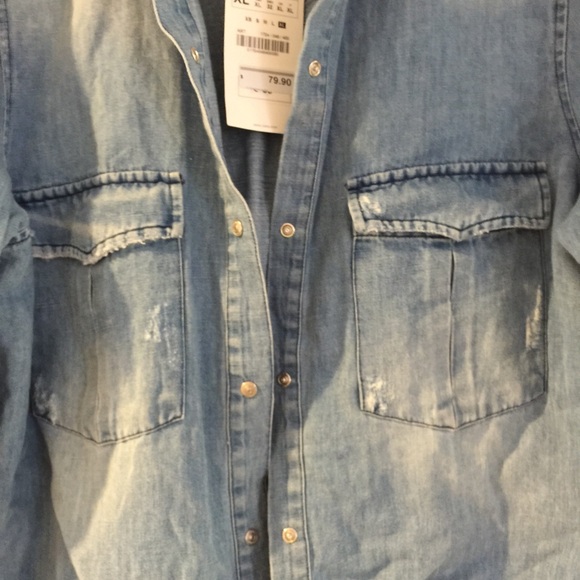 🎉Super Cute Zara Jean Shirt! - Picture 4 of 9